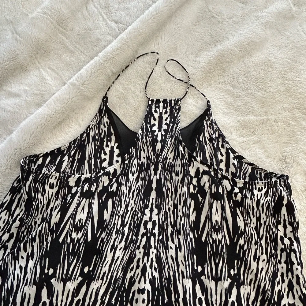 Trouvé top. Sleeveless. Spaghetti straps. Size S. Black and white. Tunic style.